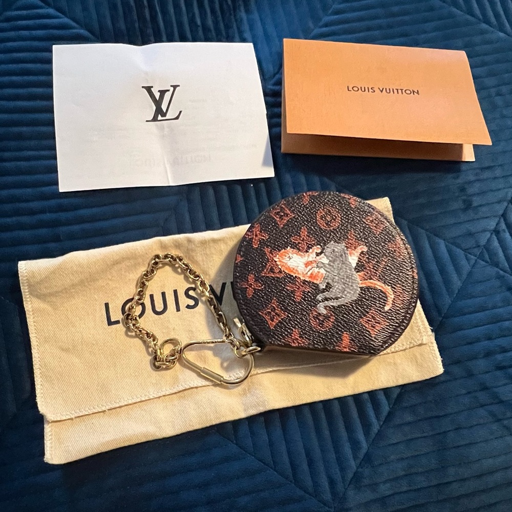 Authentic Louis Vuitton Catogram Micro Boite Chapeau Marron ❣️Limited Edition ❣️ - Picture 1 of 16